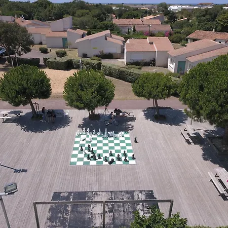Parco vacanze Ulvf Les Beaupins 3*